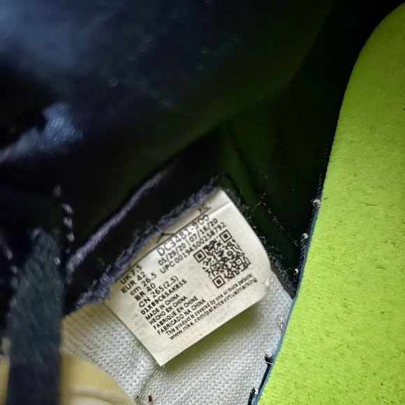 Nike Air Jordan 1 Retro High J Balvin - Picture 11 of 15